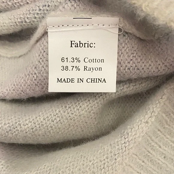 Amazon Abstract Blue and White Large Women's Crew Neck Sweater New - Picture 6 of 7